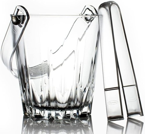 Ice cube serving - cube,